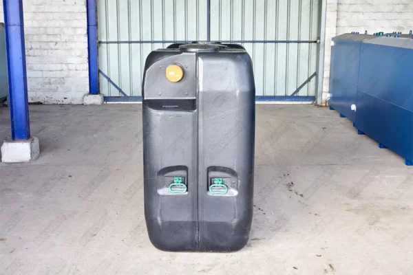 Fosse septique hors sol en plastique (PE) de 2000 litres 9